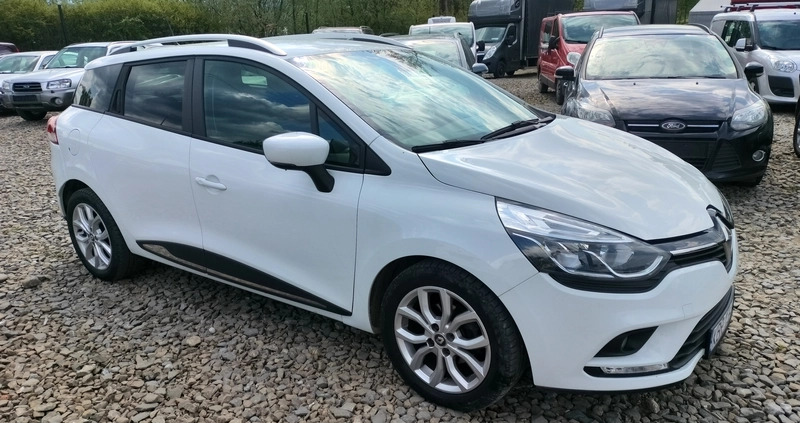 Renault Clio cena 39900 przebieg: 117887, rok produkcji 2019 z Skarszewy małe 92